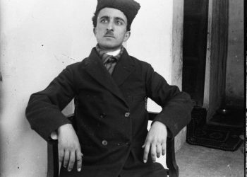  خاموش‌های لرزان