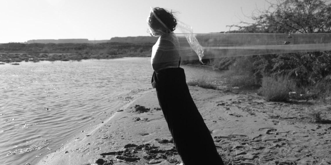 از استخوان‌ها | فوتو-پرفورمنس‌های کوکو شدو