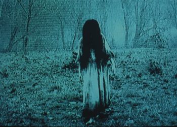 آن‌ها اینجا هستند: تلویزیون­‌های فراطبیعی در ژانر وحشت