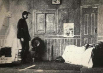 رتوریک بدن­‌های آسیب­‌پذیر در سینمای وحشت