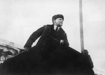 هگل یا اسپینوزا: جوهر، سوژه و مارکسیسم انتقادی