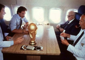 فوتبال و اِسکوپونه