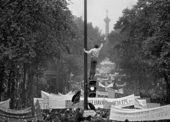 آدورنو، گدار و سیاست زیبا‌شناسی